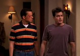 Сериал Два с половиной человека / Two and a Half Men (2003) - cцена 2